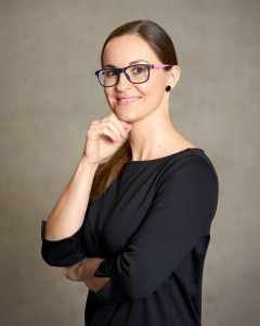 Veronika Zelinko Vardanová'