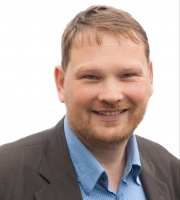 Petr Neumann